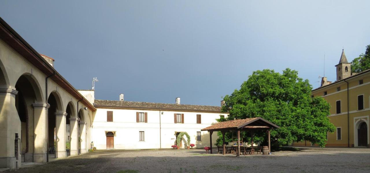 Agriturismo Rivieraoglio Piadena ภายนอก รูปภาพ